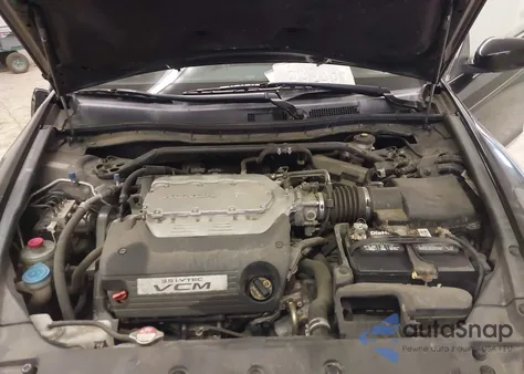 2012 Honda Accord 3.5 Ex-L z USA, uszkodzony, nr VIN 1HGCP3F83CA040046